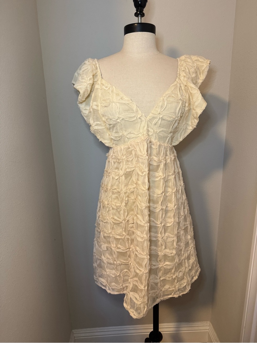 Like Live Ivory Ruffle Women’s Dress